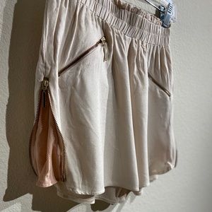 Lite Pink Peach-Patch Shorts